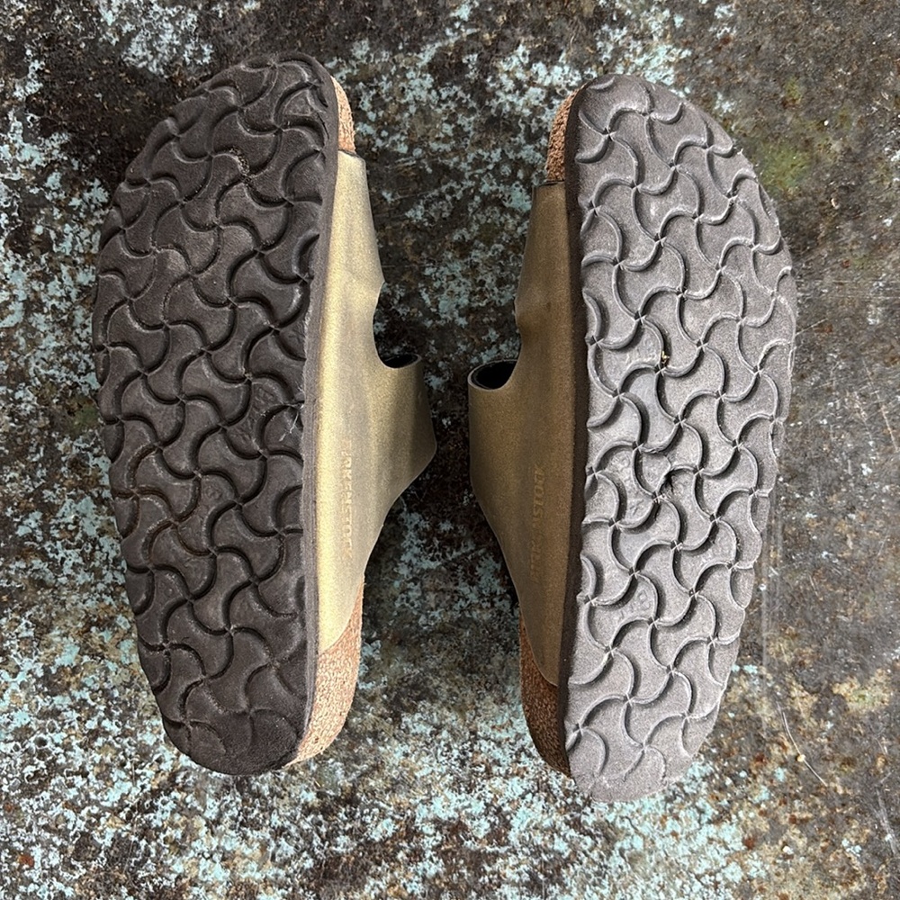 Birkenstock Khaki Metallic Double Strap Sandals
Leather Upper
Cork Sole - Picture 2 of 4